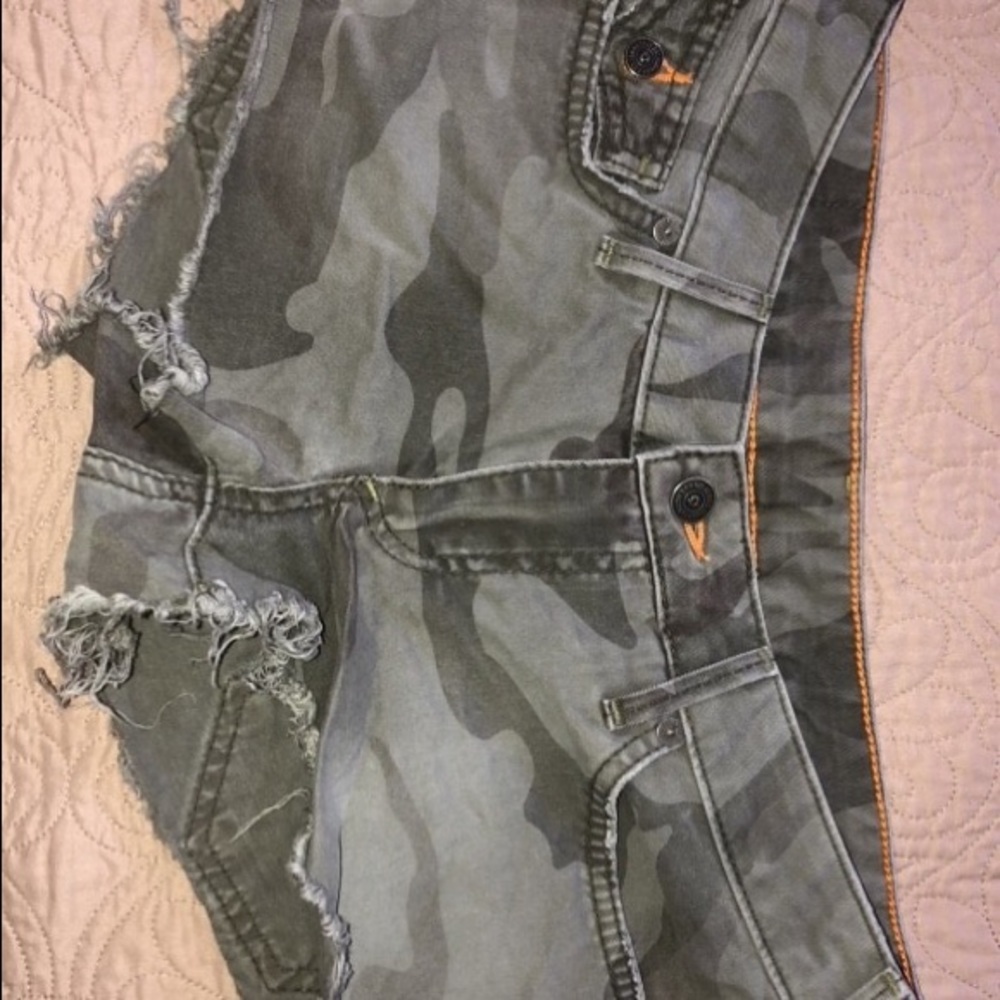 True religion shorts